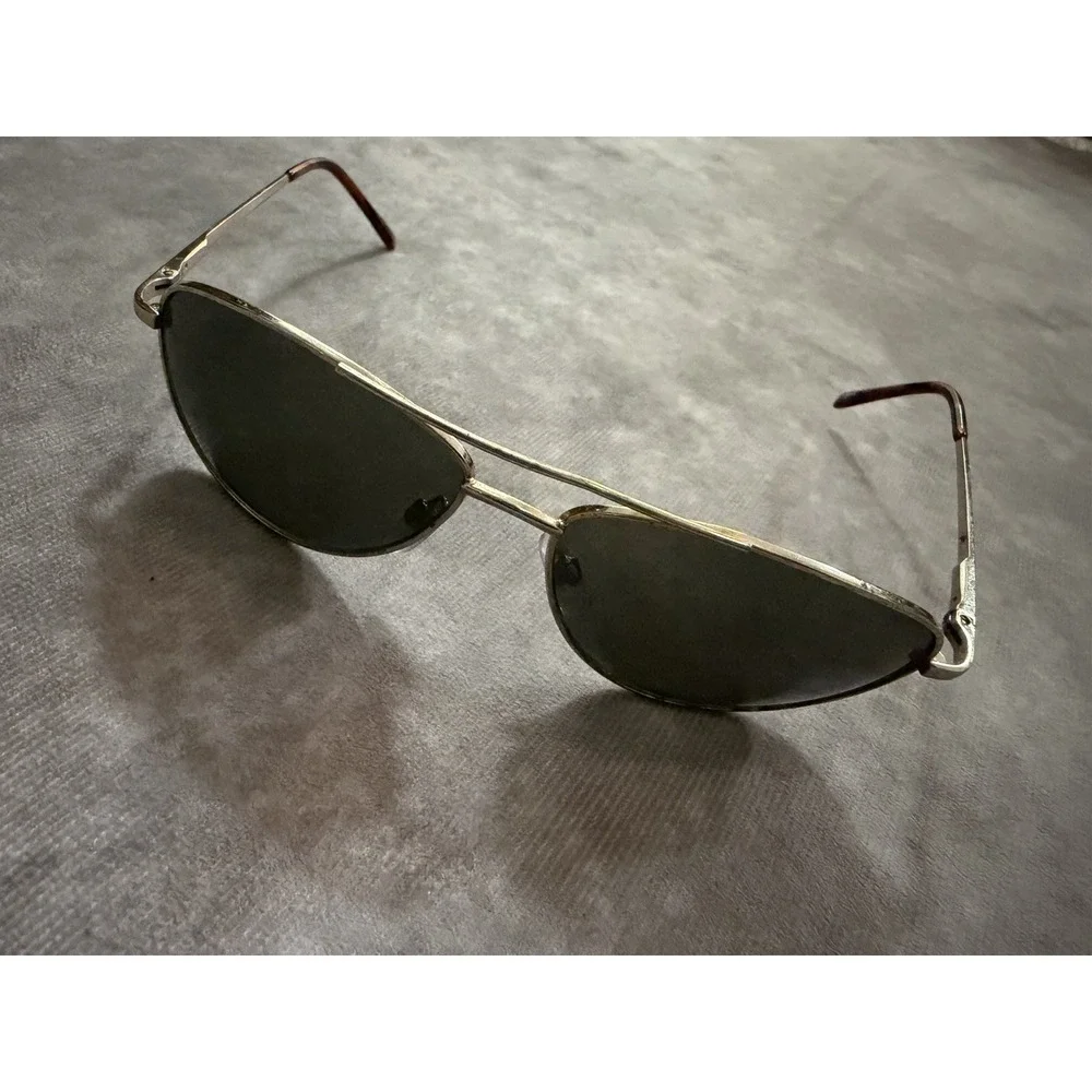 Avery Men's Aviator Sunglasses Gold Metal Frame Green Tinted Glass Lenses
